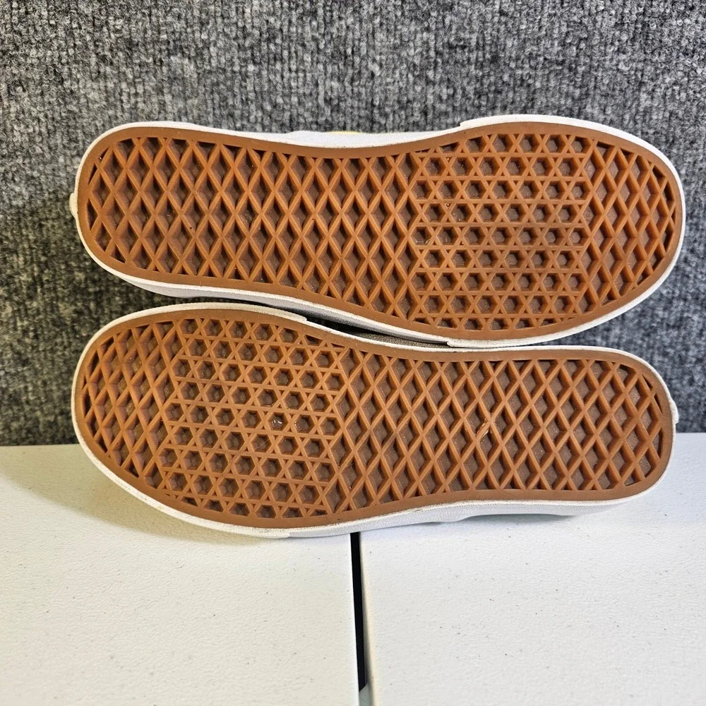 Vans Classic Slip-On‎ | Pastel Two-Tone Yellow & Mint | Women's 8 / Men's 6.5